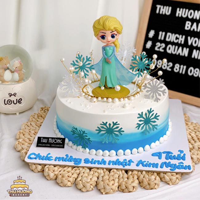 Bánh sinh nhật cho bé gái Elsa 4