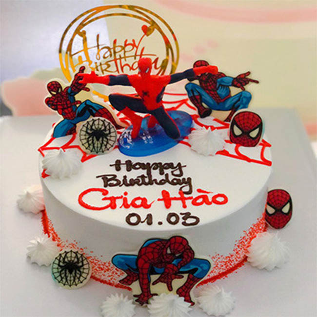 Bánh sinh nhật cho bé trai hình người nhện 4