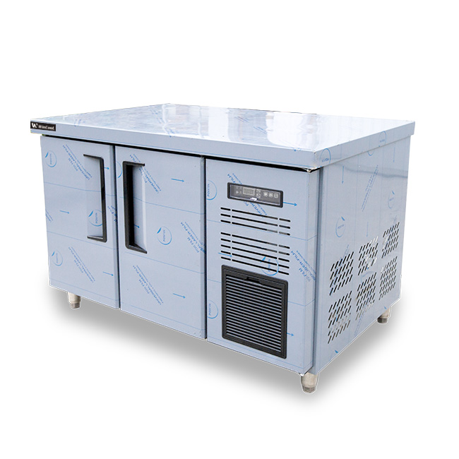 Tủ bàn đông 2 cánh 250l làm lạnh quạt gió