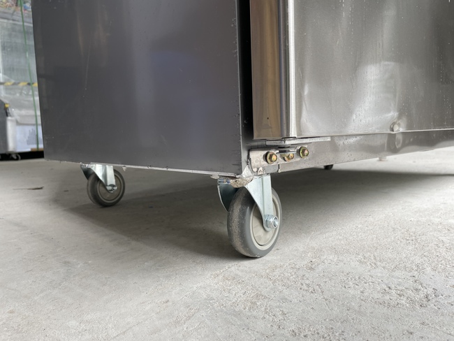 B&aacute;nh xe di chuyển