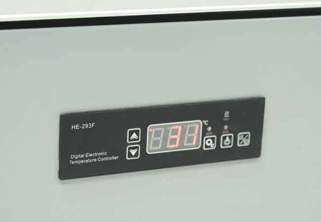 Bảng điều khiển tủ m&aacute;t 3 c&aacute;nh LC-1500FX 1500L